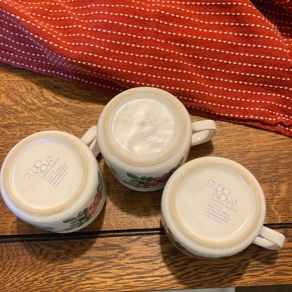 Floral Coffee Mugs, Studio Nova Garden Bloom Mugs Set 3 - Picture 3 of 4